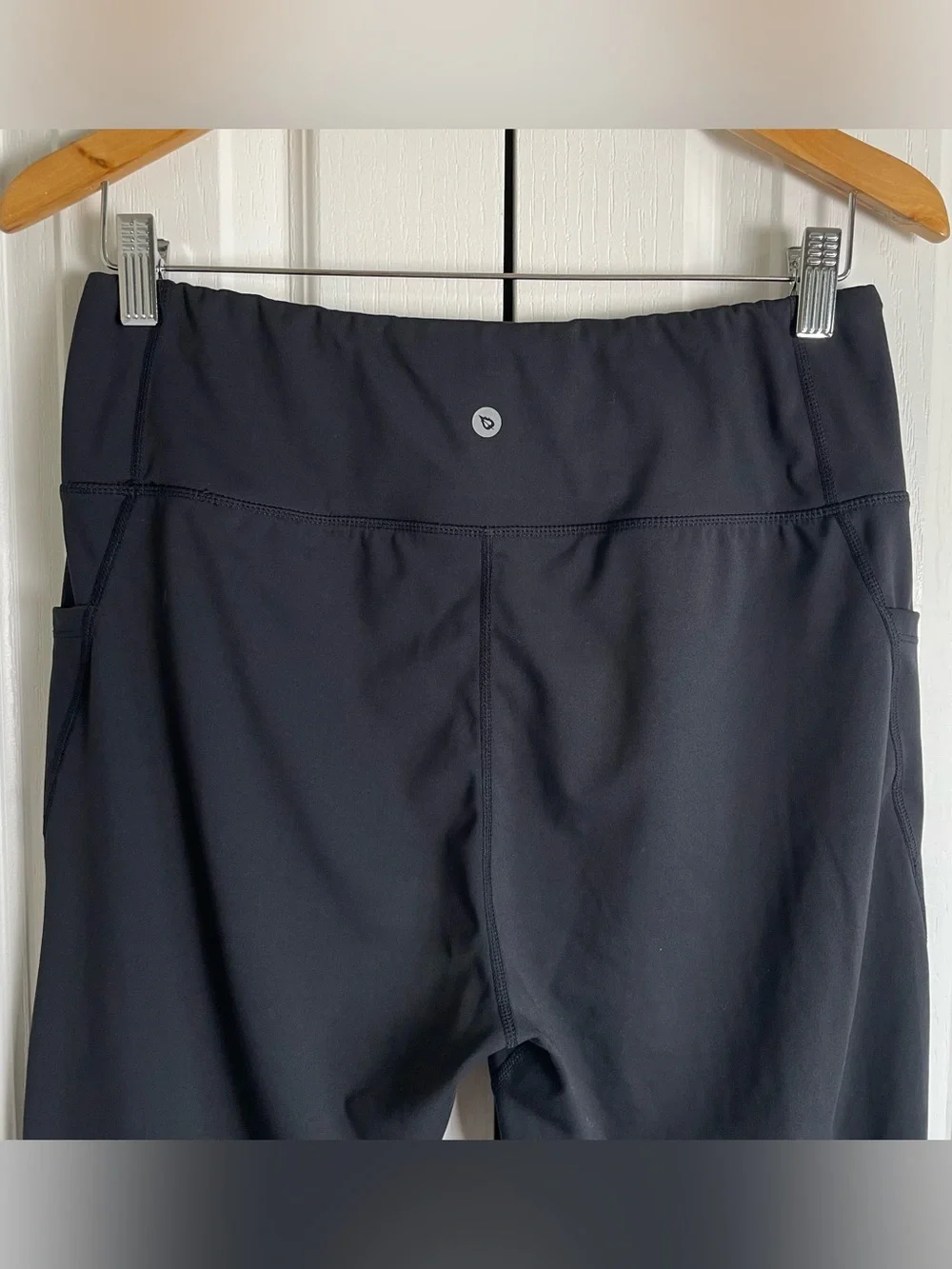 Baleaf Capri Leggings Women’s XL Black Pockets High Waisted Activewear Outdoors - Picture 6 of 12